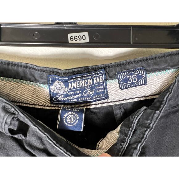 Men's Bundle of 2 American Rag Black and Pinkish Cotton Shorts Sz 36 - Picture 3 of 6